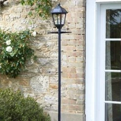 Victoriana 365 Solar Lamp Post